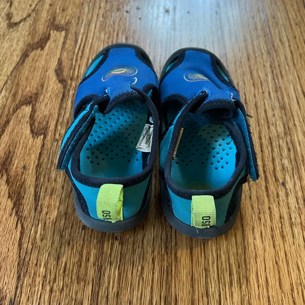 OshKosh Toddler Boy Water Shoes, Size 9